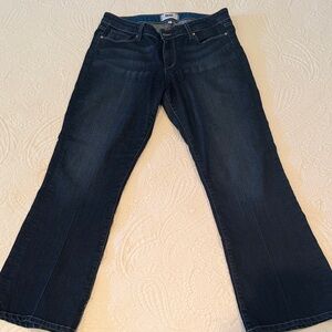 Like new Paige Skyline Bootcut Jeans, 31, inseam 28”